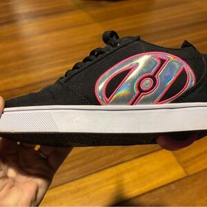 Heelys Black and Pink Kids Sneakers